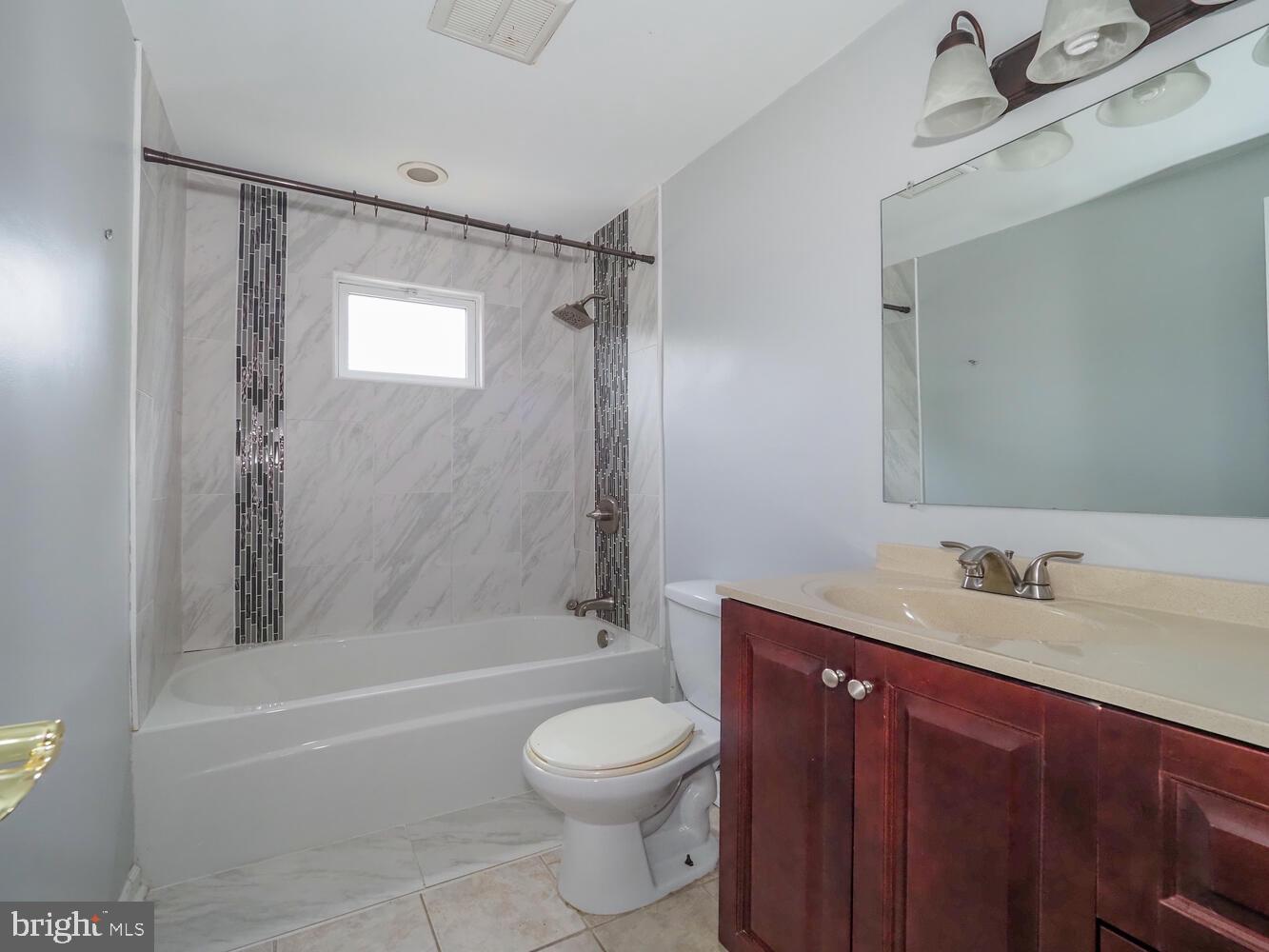 VIOLETVILLE - Residential Lease
