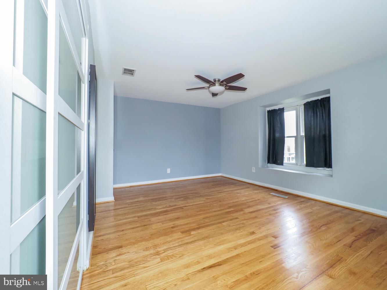 VIOLETVILLE - Residential Lease