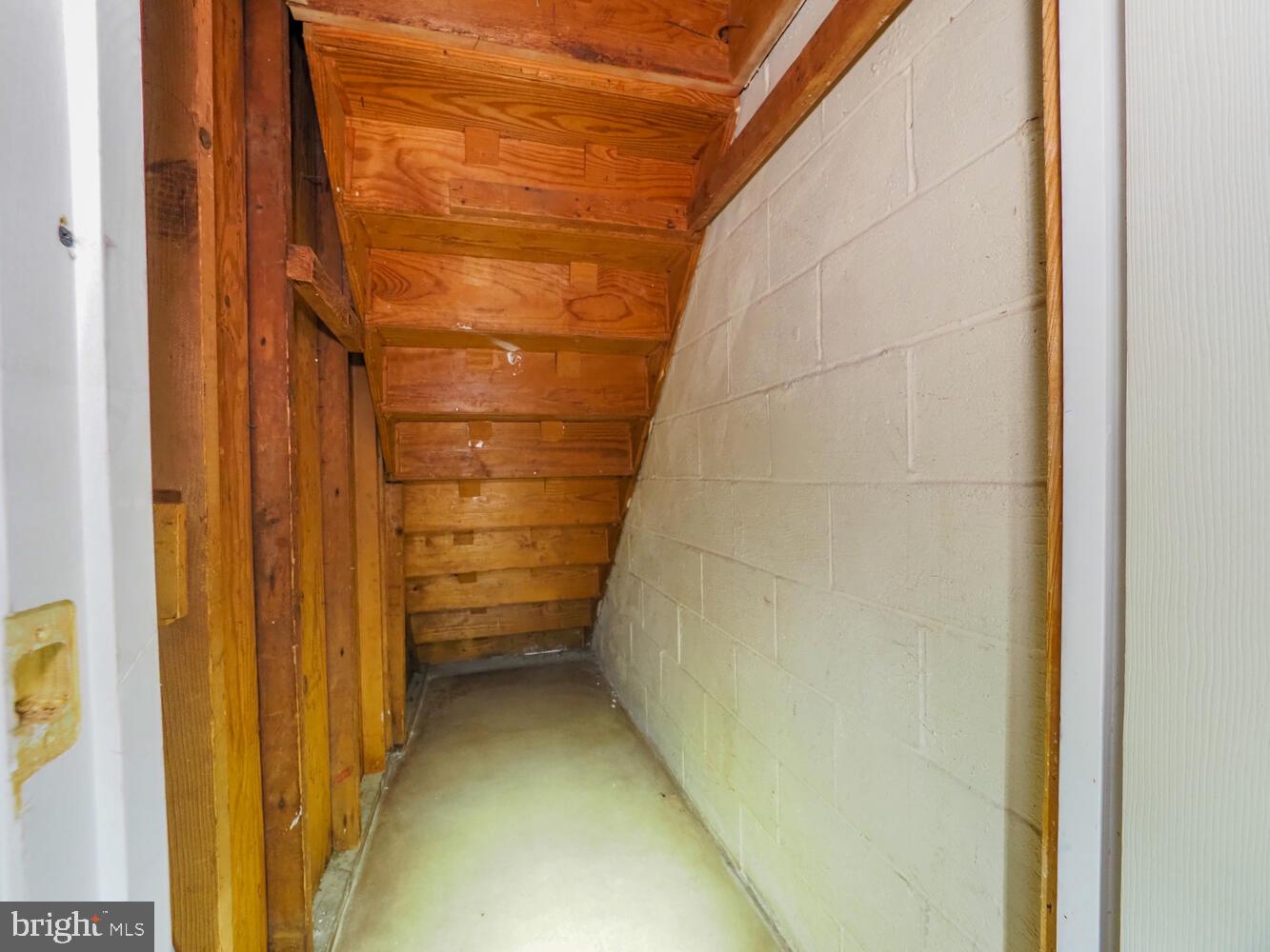 VIOLETVILLE - Residential Lease