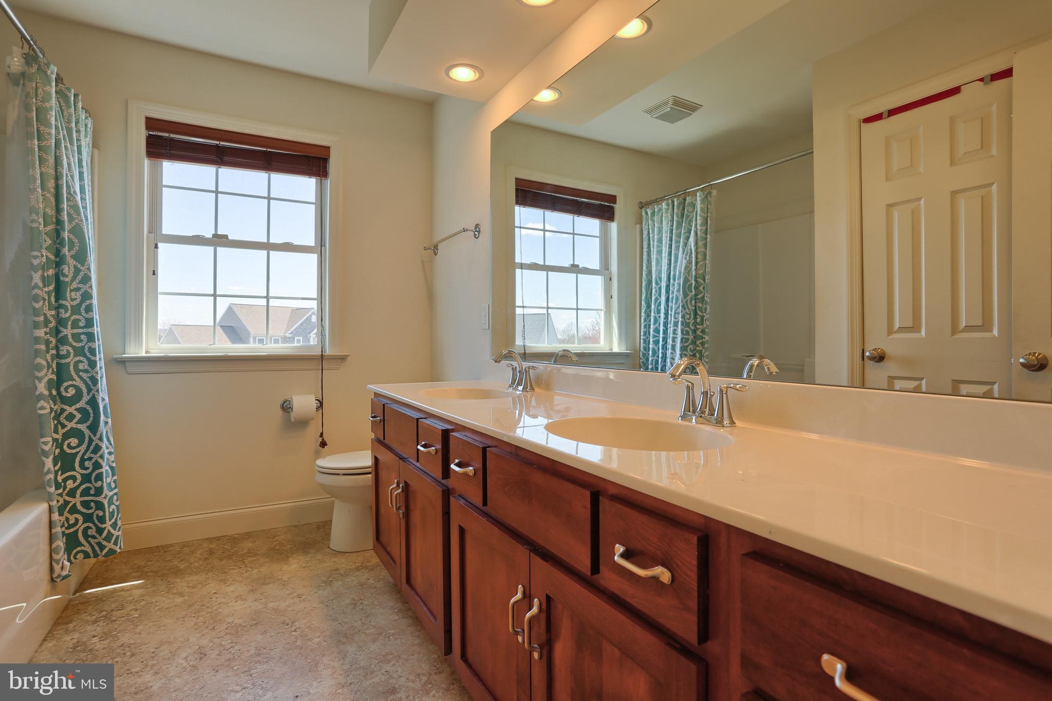 SOUTHERN MEADOWS - Residential