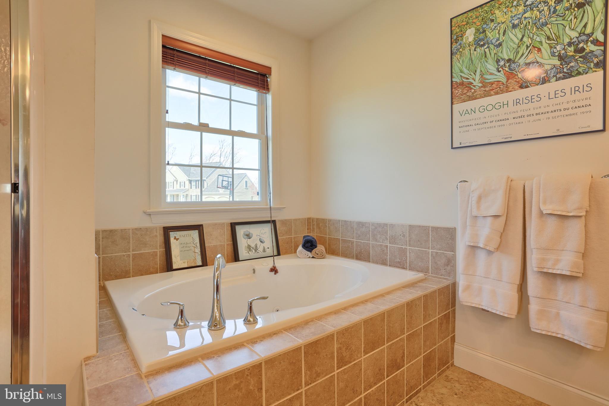 SOUTHERN MEADOWS - Residential