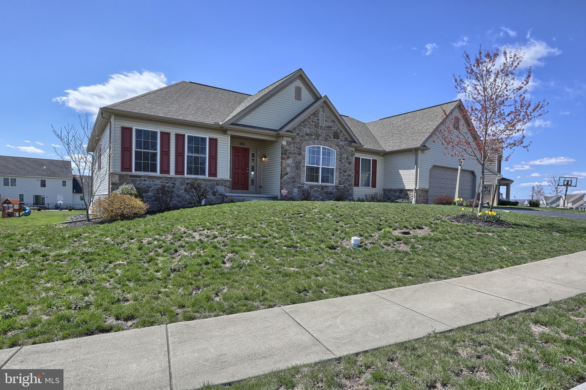 SOUTHERN MEADOWS - Residential