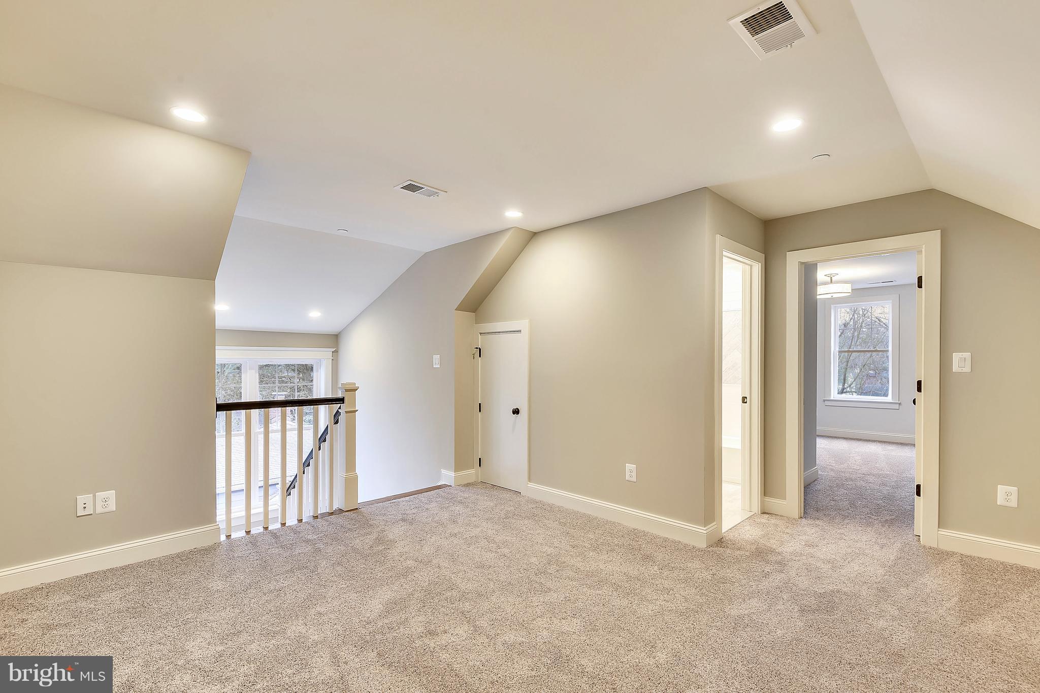 GREENACRES - Residential