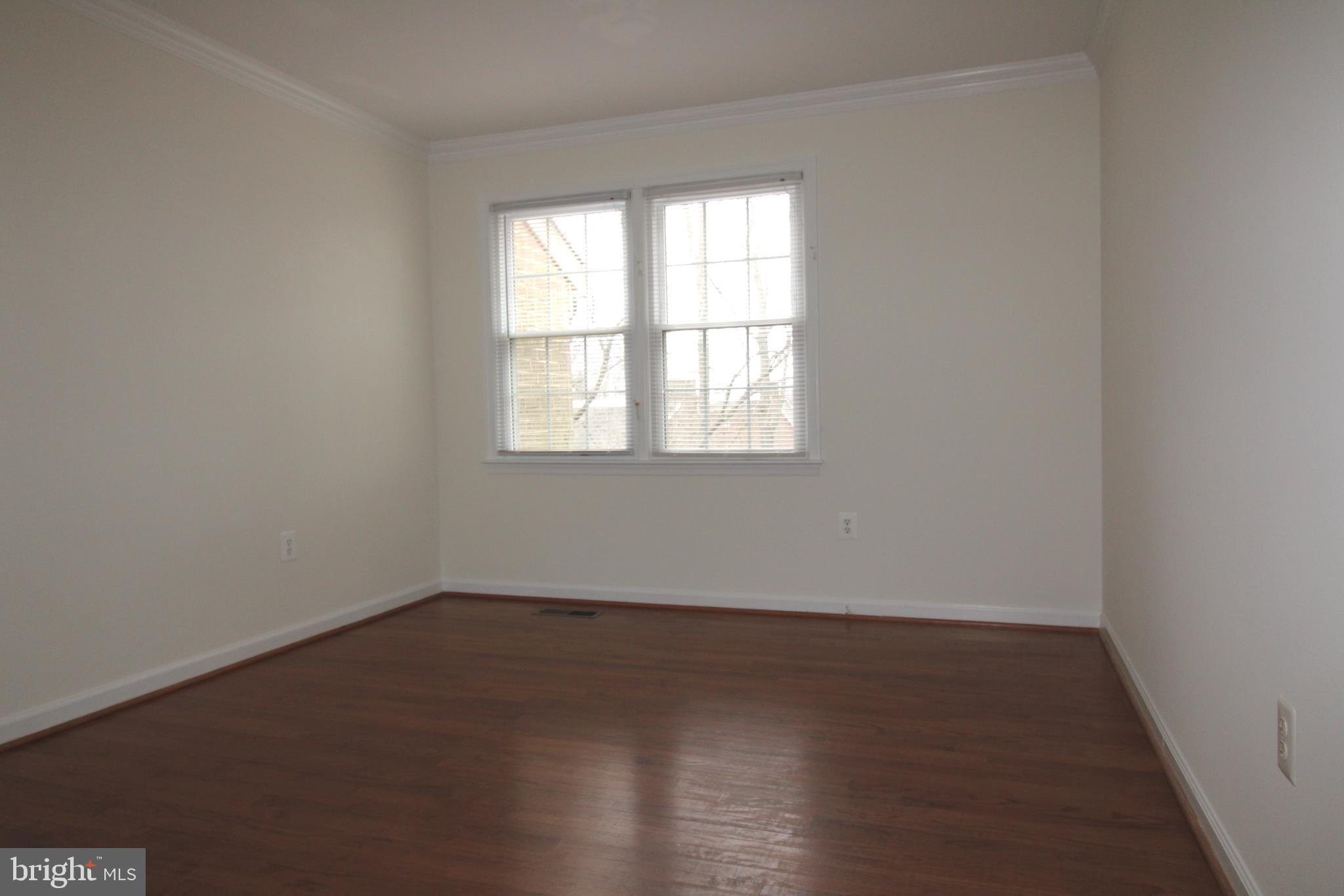 OLD GEORGETOWN VILLAGE - Residential Lease