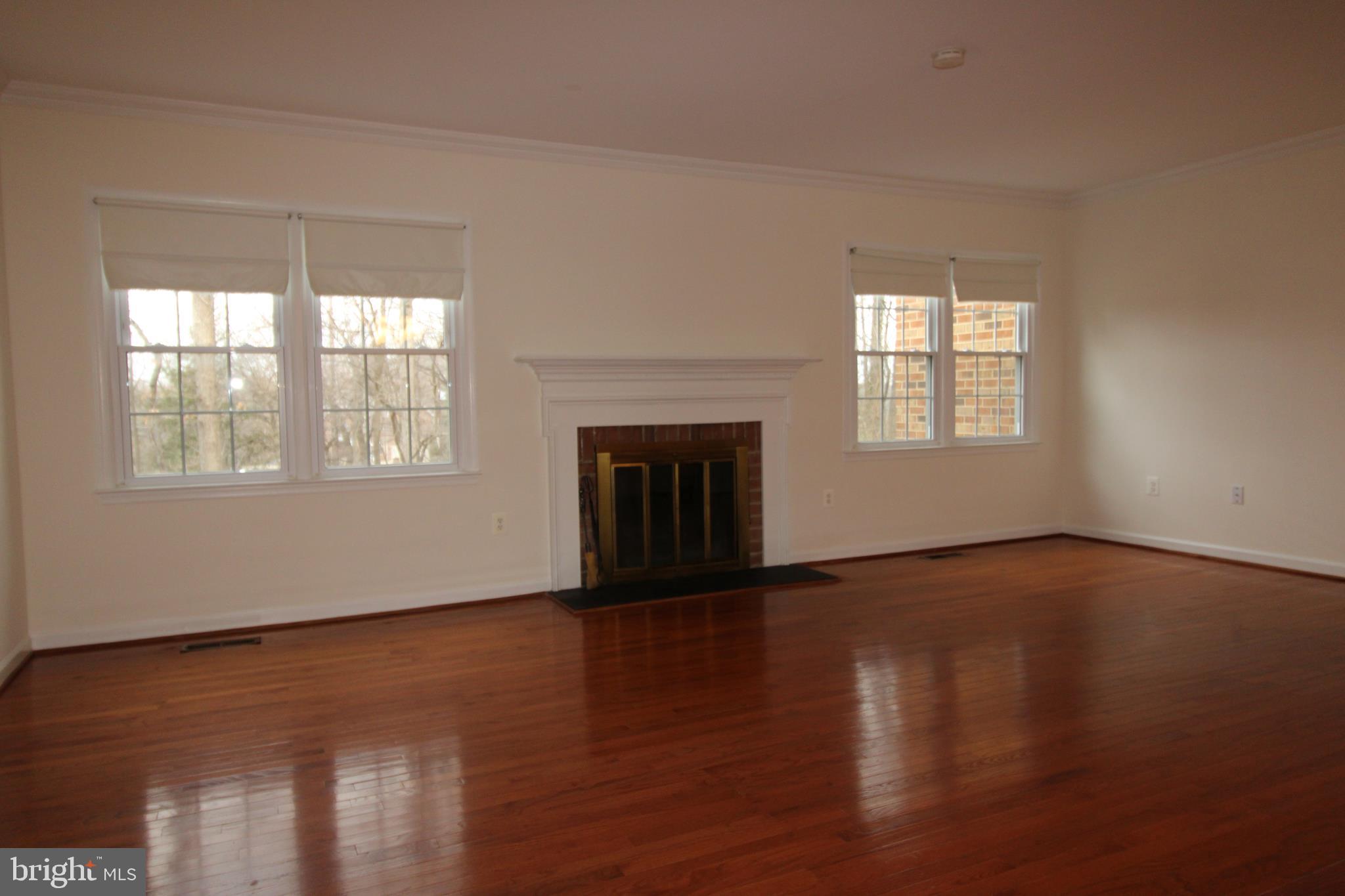 OLD GEORGETOWN VILLAGE - Residential Lease