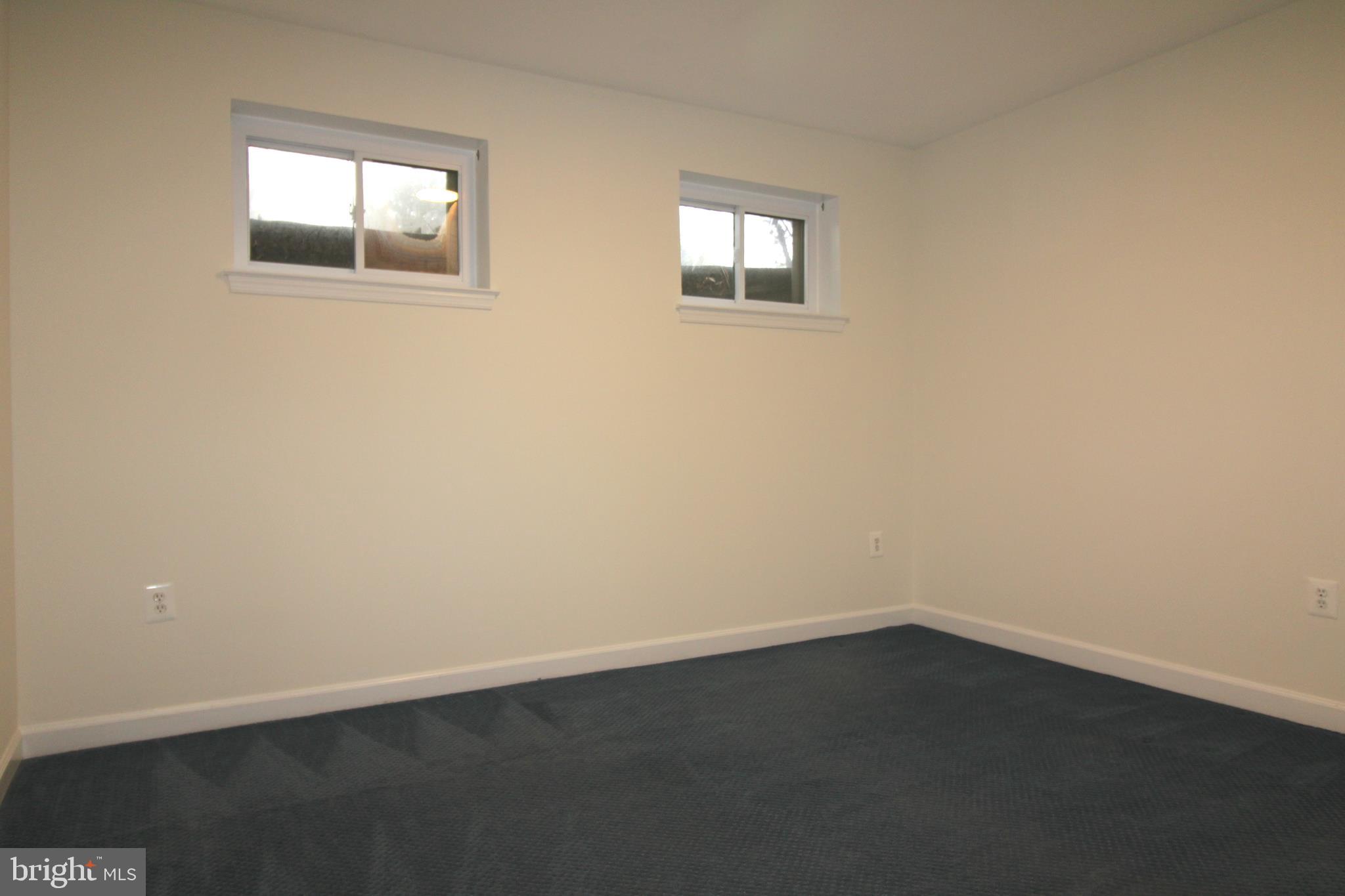 OLD GEORGETOWN VILLAGE - Residential Lease