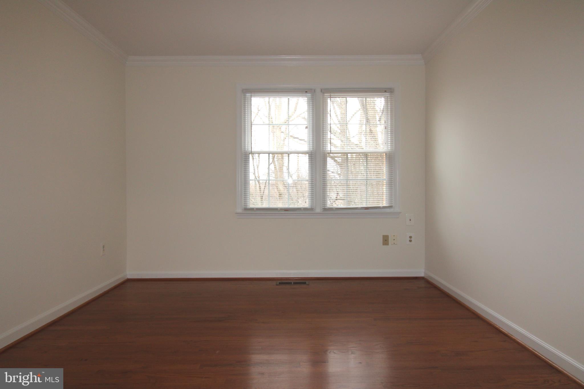 OLD GEORGETOWN VILLAGE - Residential Lease