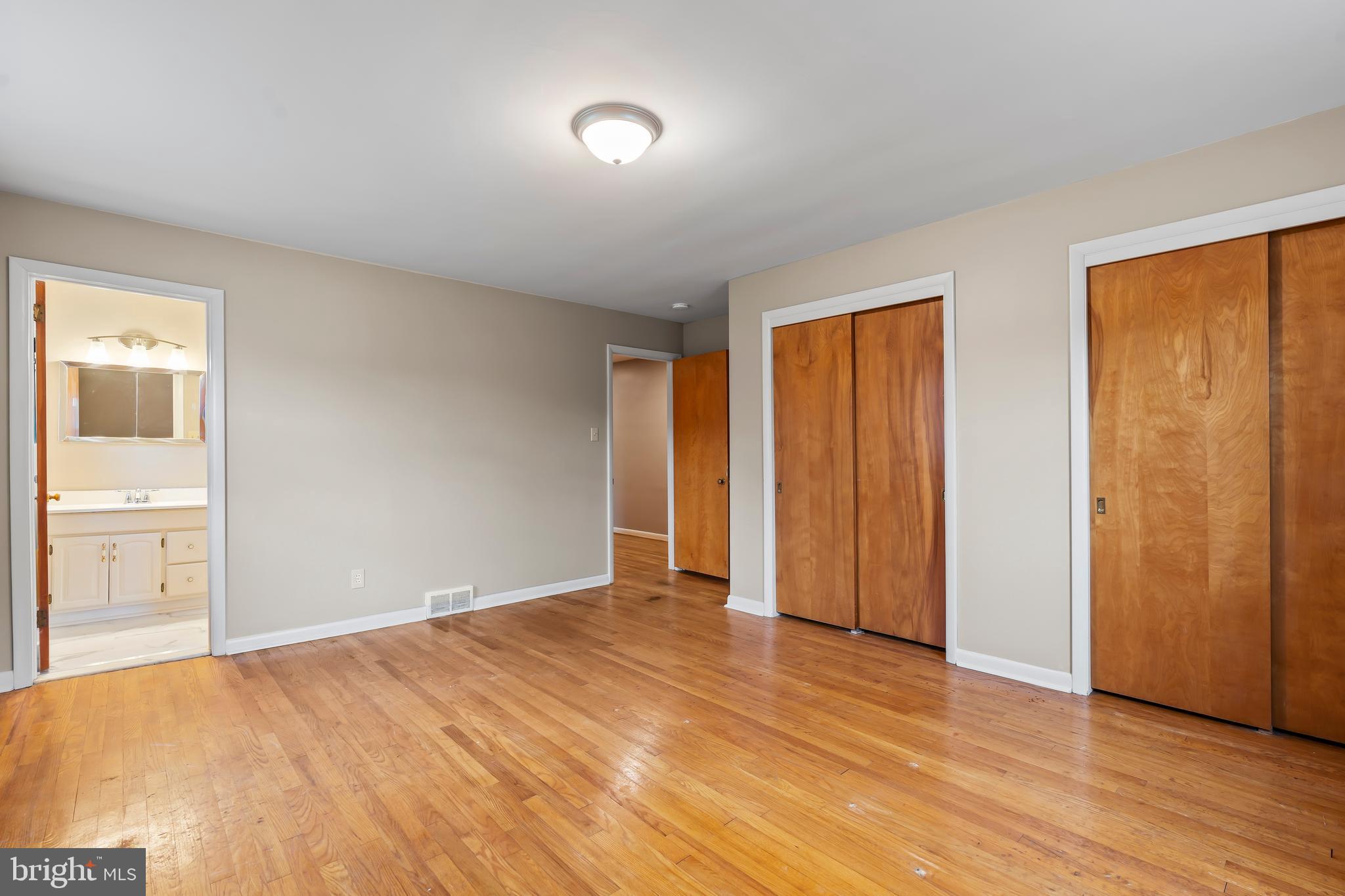 FOUNTAIN HEAD - Residential Lease