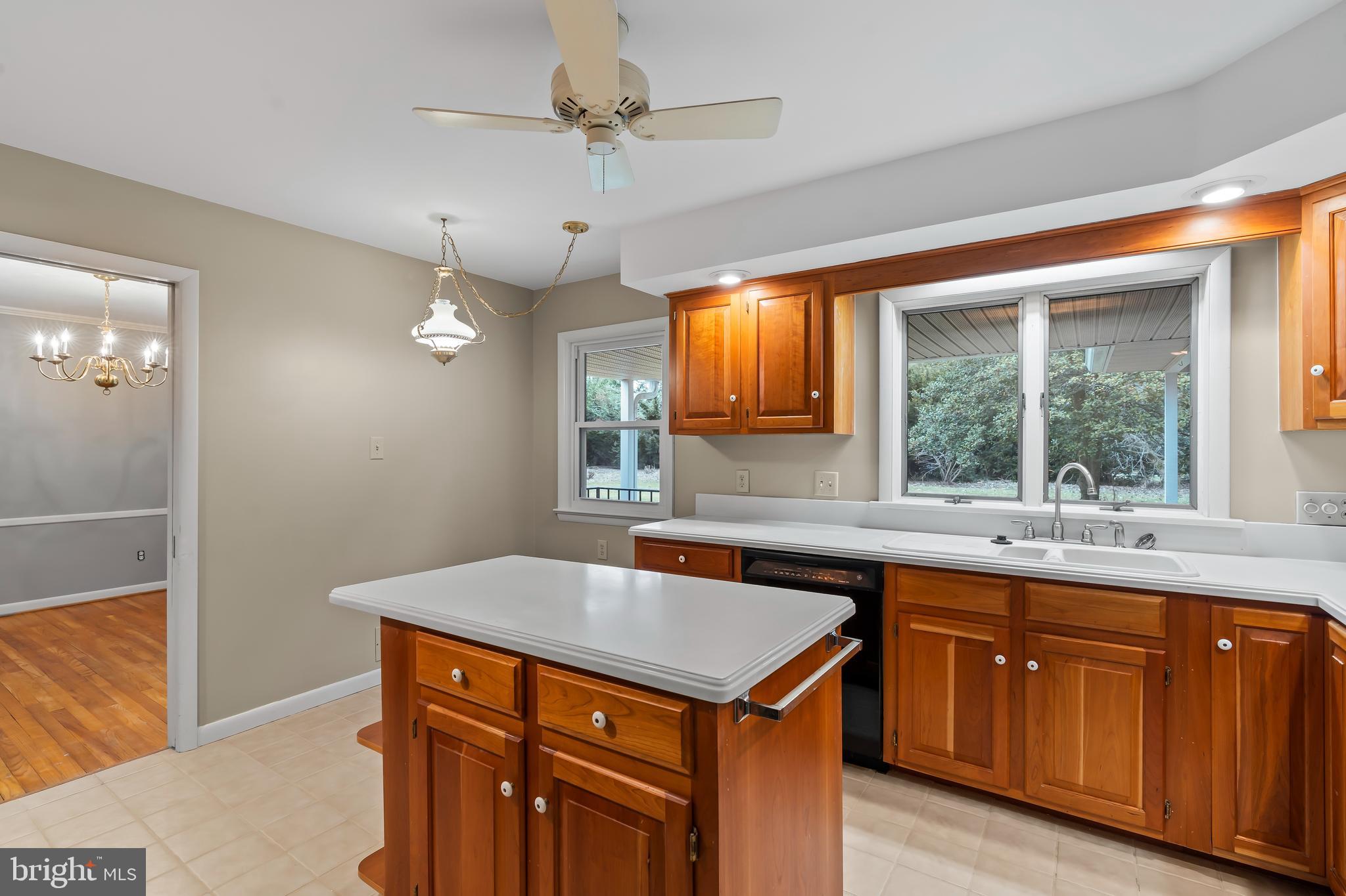 FOUNTAIN HEAD - Residential Lease