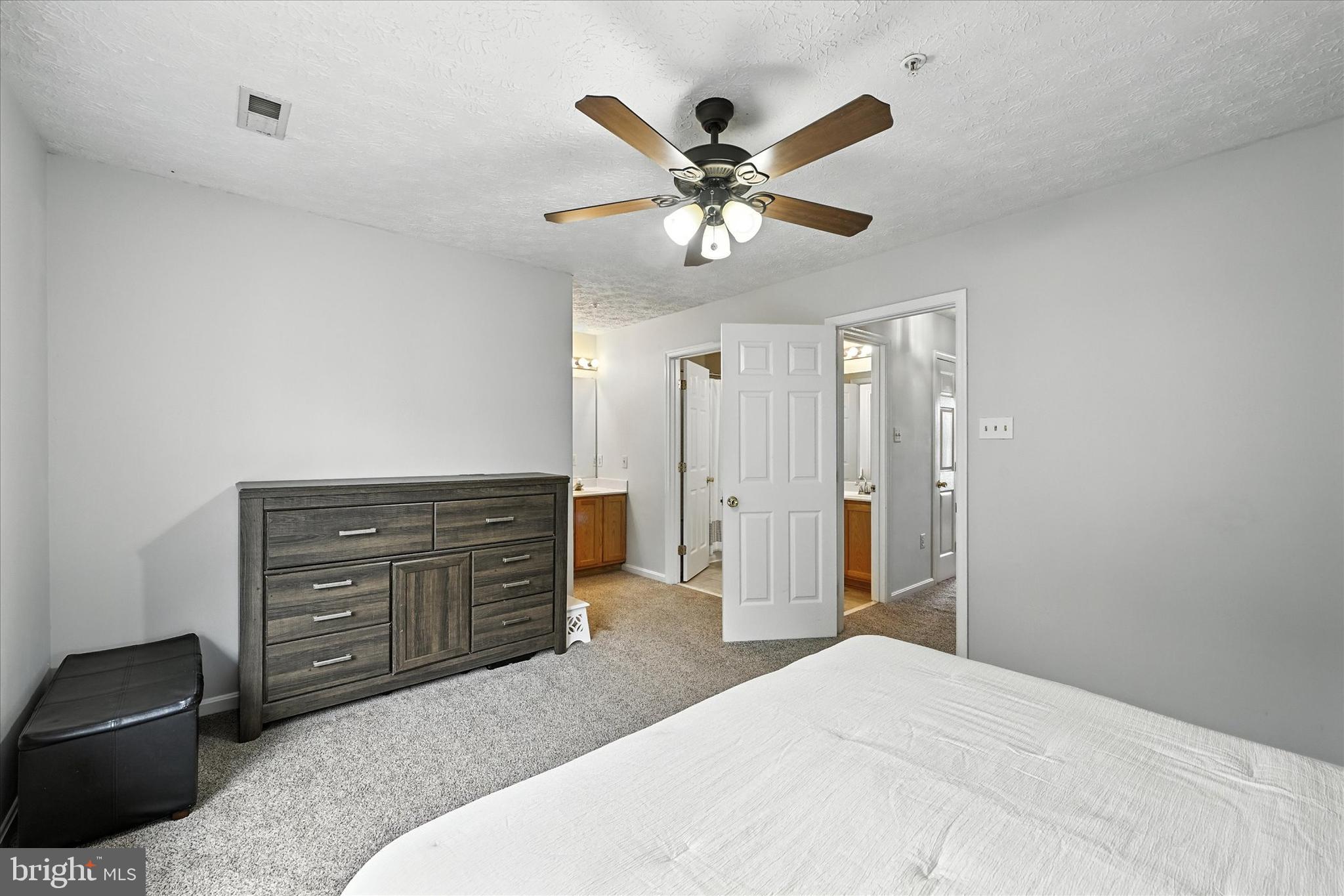 HICKORY OVERLOOK - Residential