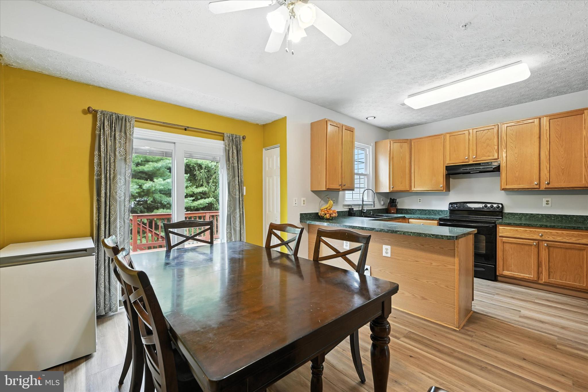 HICKORY OVERLOOK - Residential