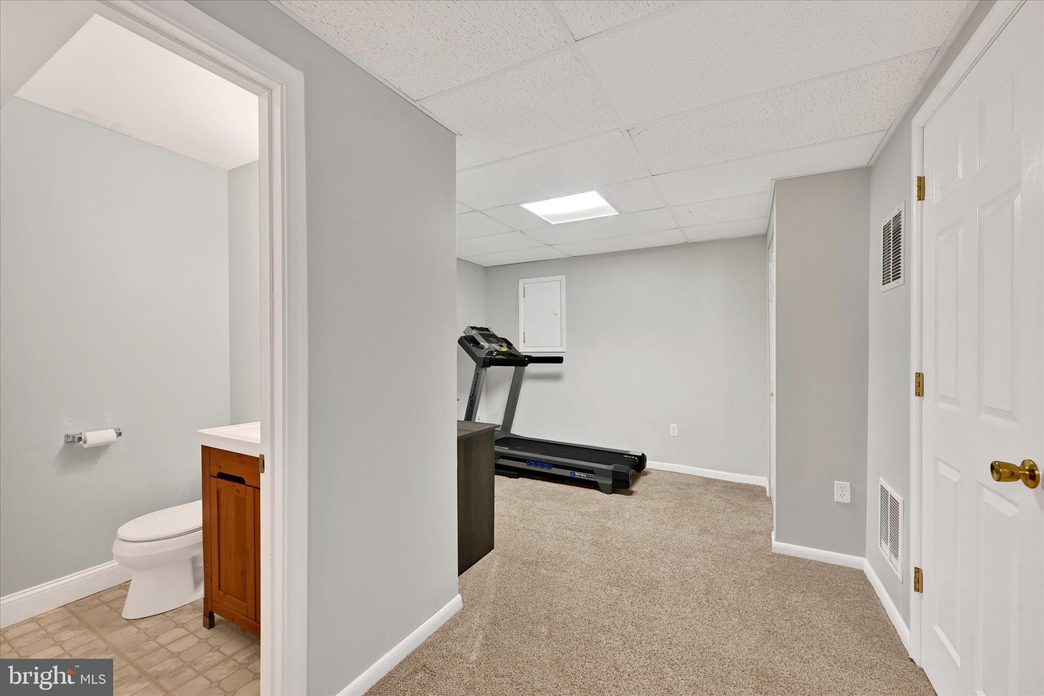 HICKORY OVERLOOK - Residential