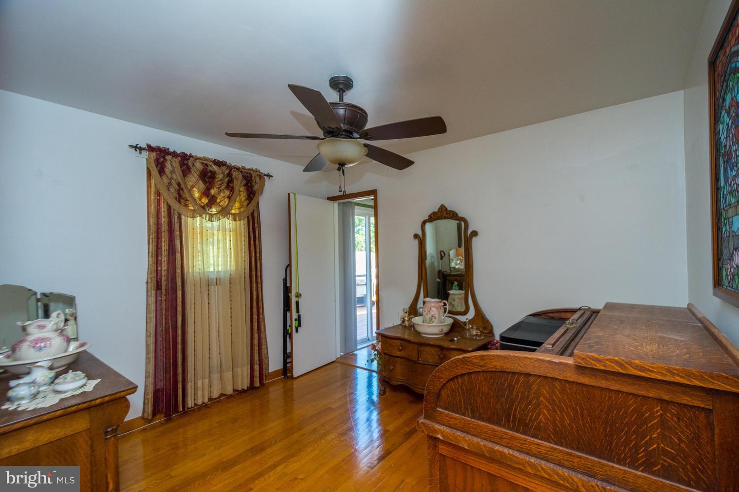 WOODLAWN HEIGHTS - Residential