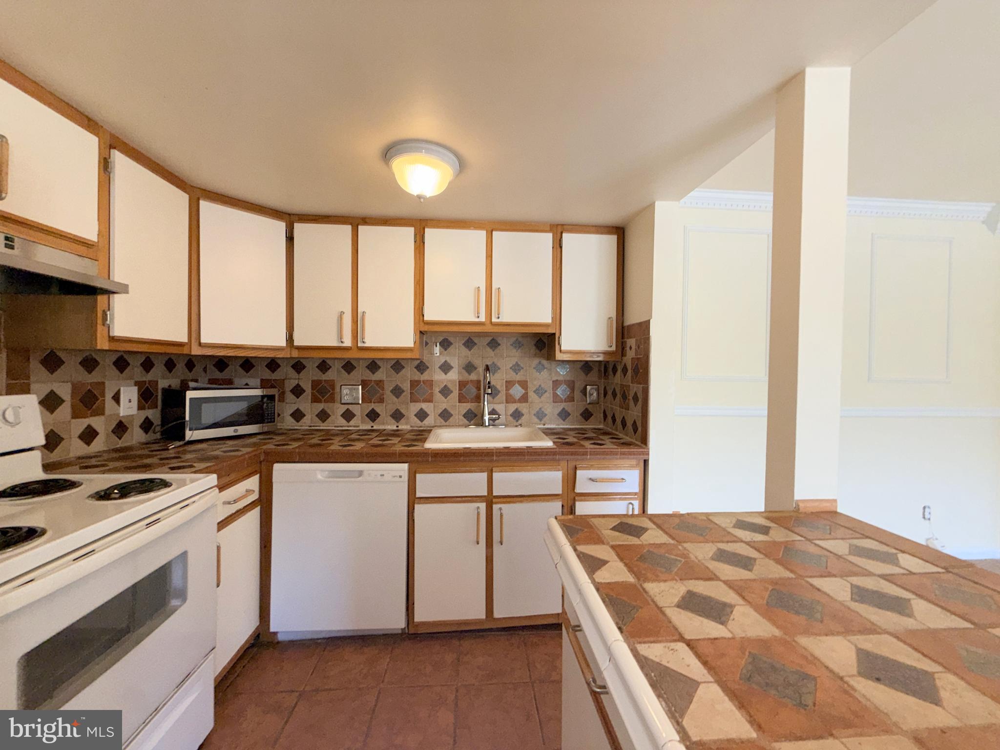 10108 CAMPUS WAY S 301-3C