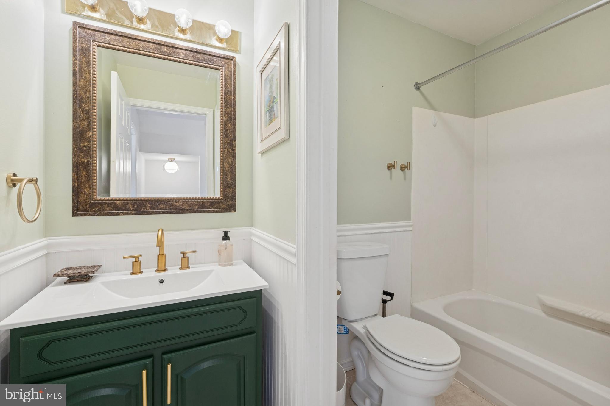 HAWTHORNE - Residential