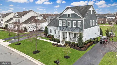 41729 Bloomfield Path Street, Ashburn, VA MLS: VALO2089978