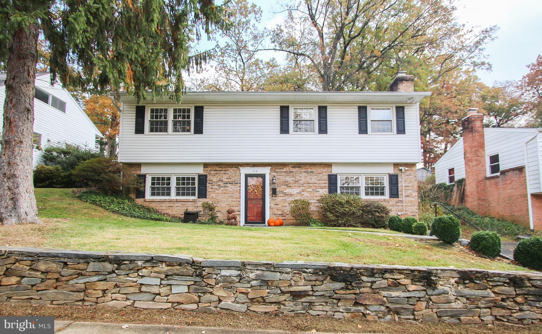 HUNGERFORD - Residential Lease