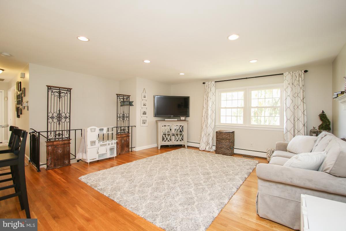 HUNGERFORD - Residential Lease