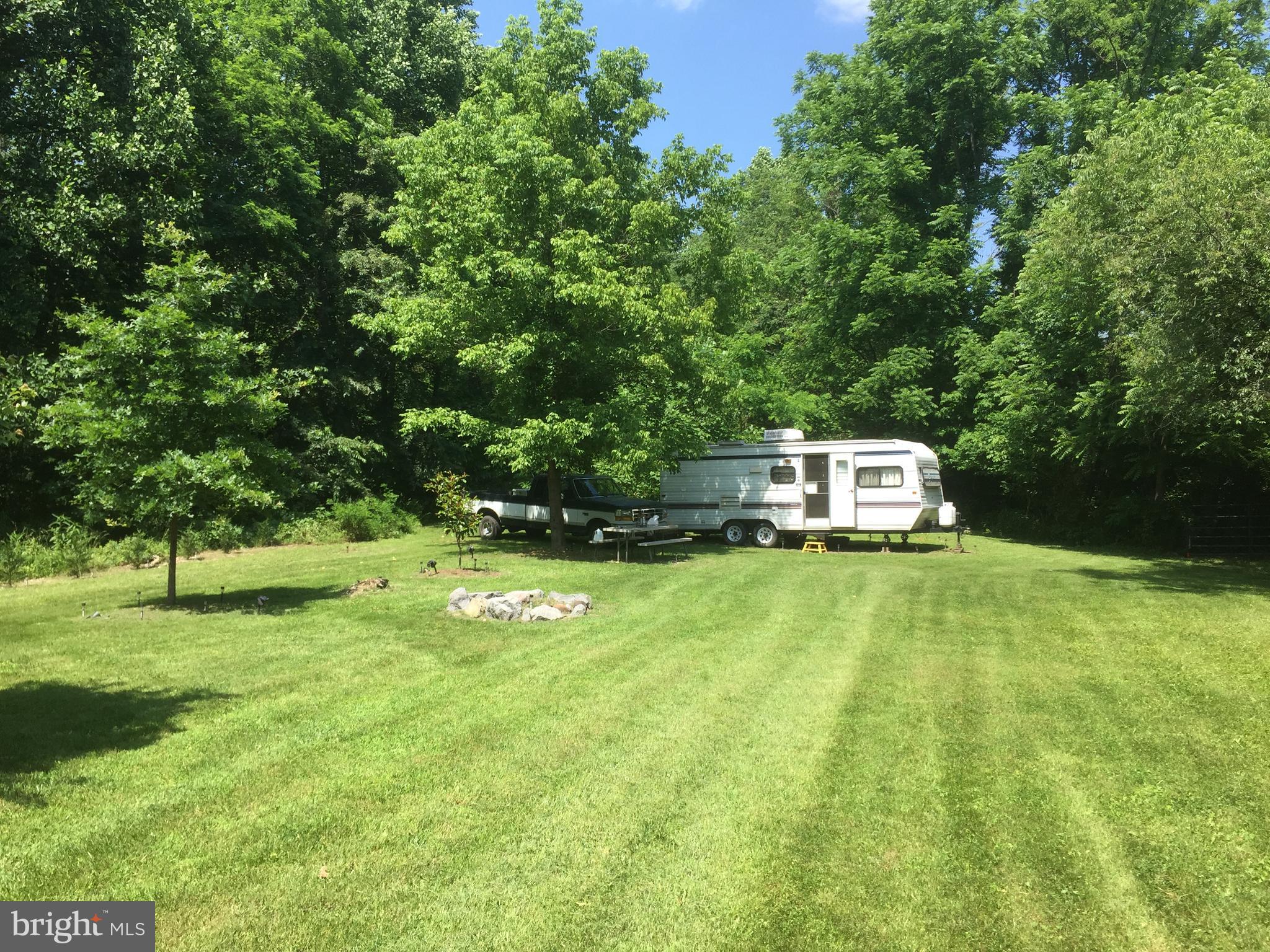 POTOMAC FOREST ESTATES - Land