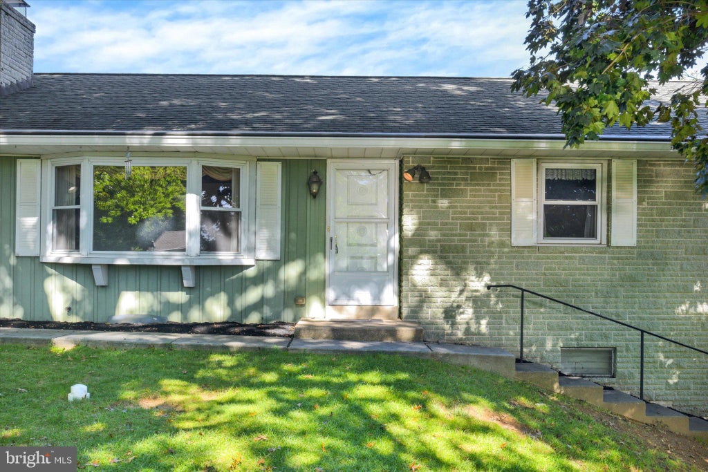 Photo of 1250 Ridge Road, ELIZABETHTOWN, PA 17022 (MLS # PALA2096060)