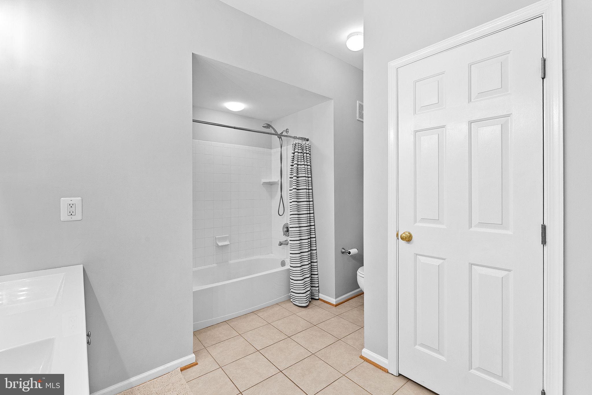 CONDOMINIUMS AT KIRKPATR - Residential