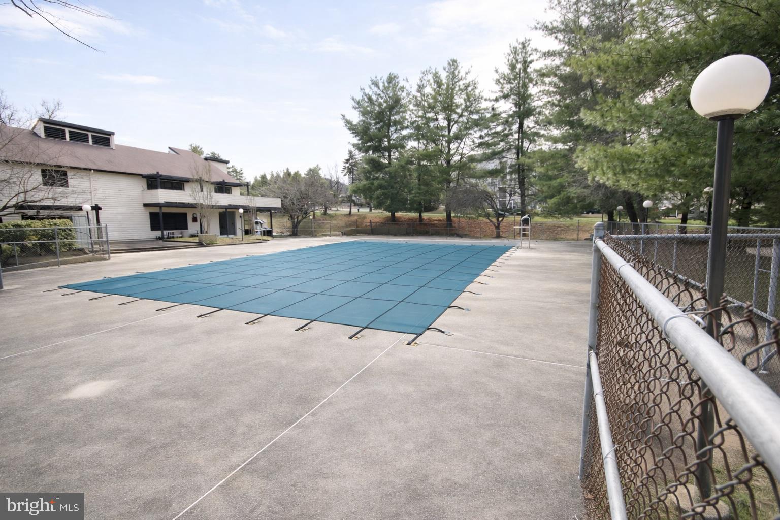 CHRISTOPHER COURT - Residential