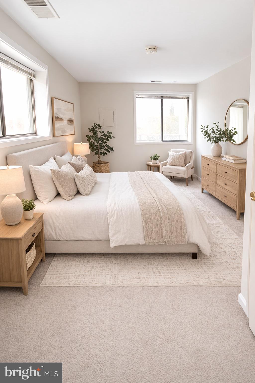 CHRISTOPHER COURT - Residential