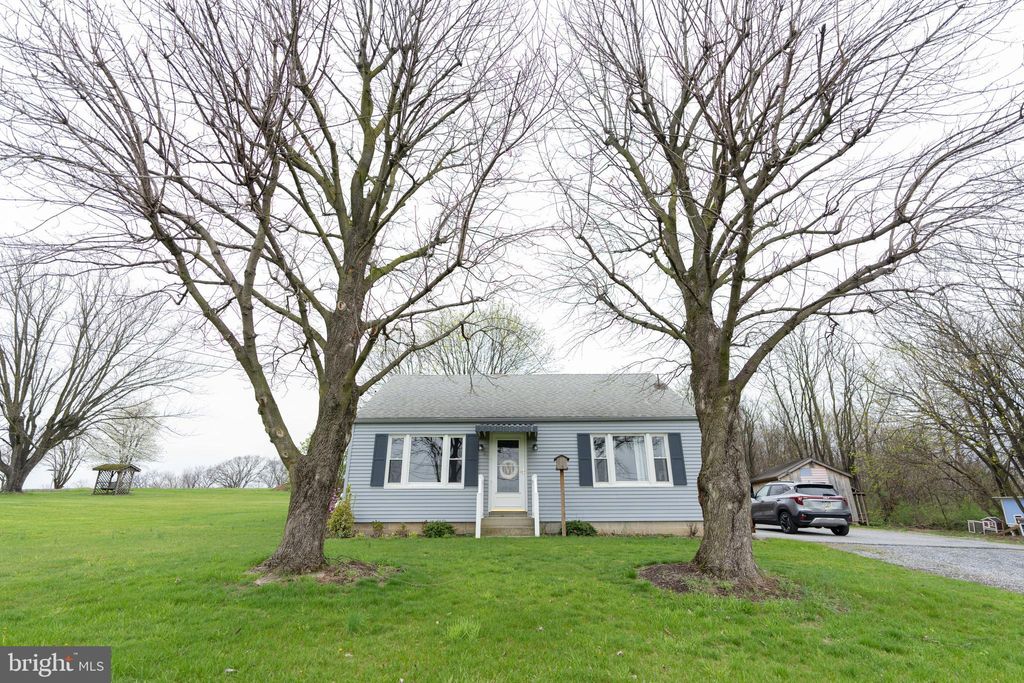 Photo of 2291 Edenville Road, CHAMBERSBURG, PA 17202 (MLS # PAFL2033680)