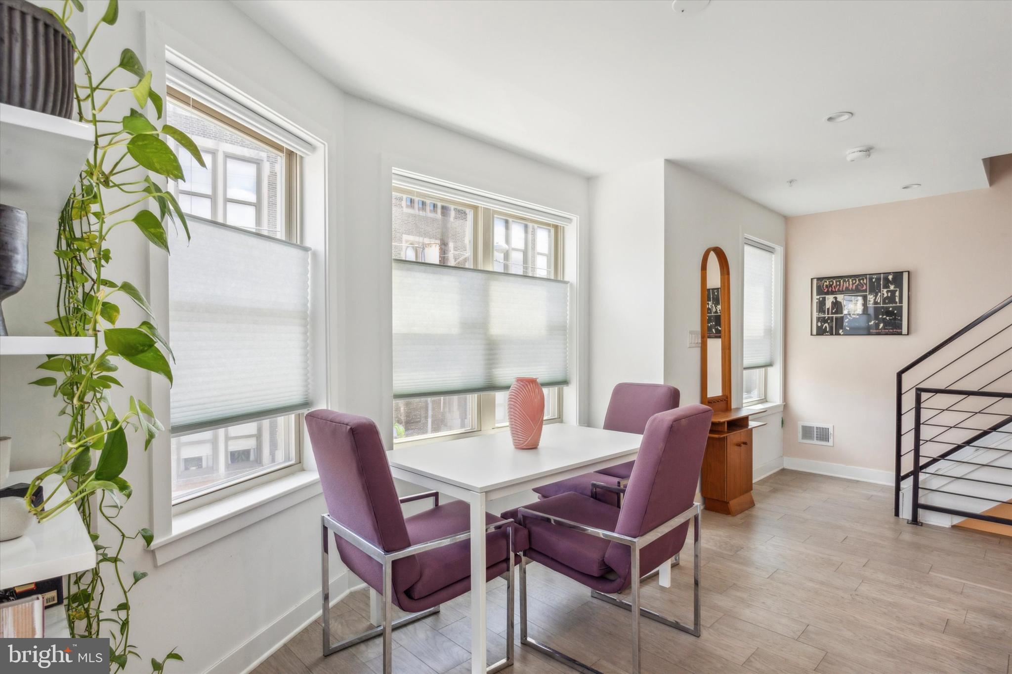 POINT BREEZE - Residential