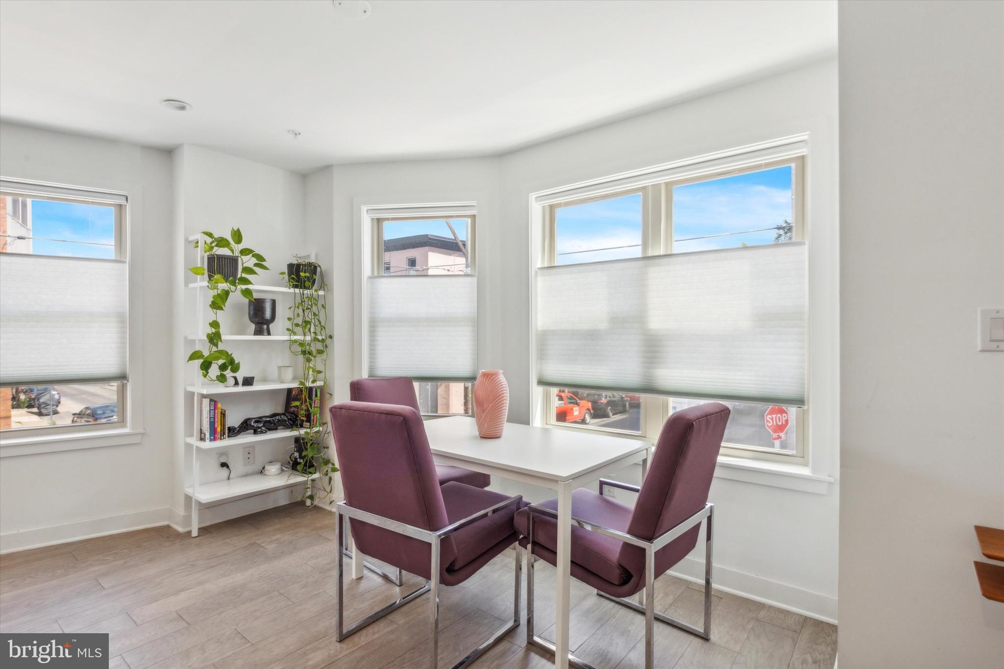 POINT BREEZE - Residential