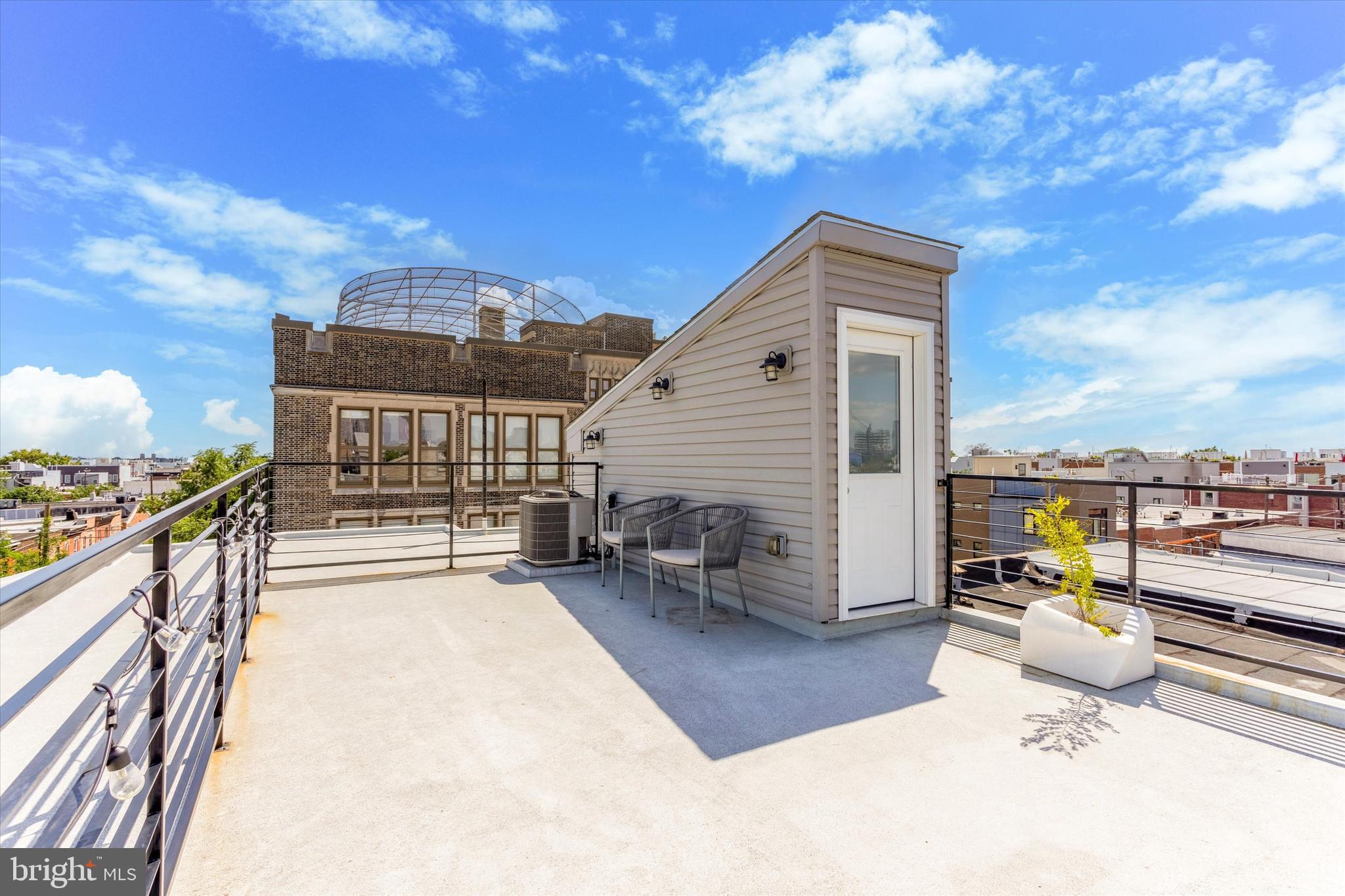 POINT BREEZE - Residential