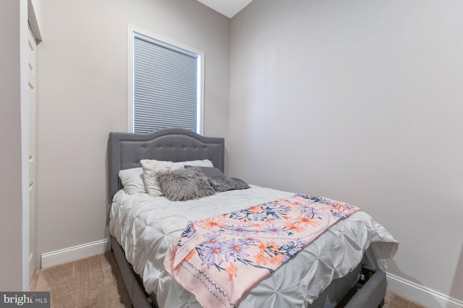 CAPITOL HEIGHTS - Residential