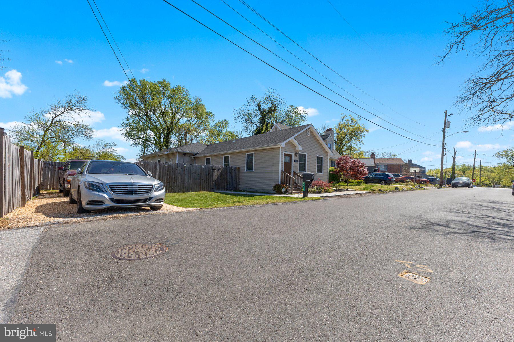 CAPITOL HEIGHTS - Residential