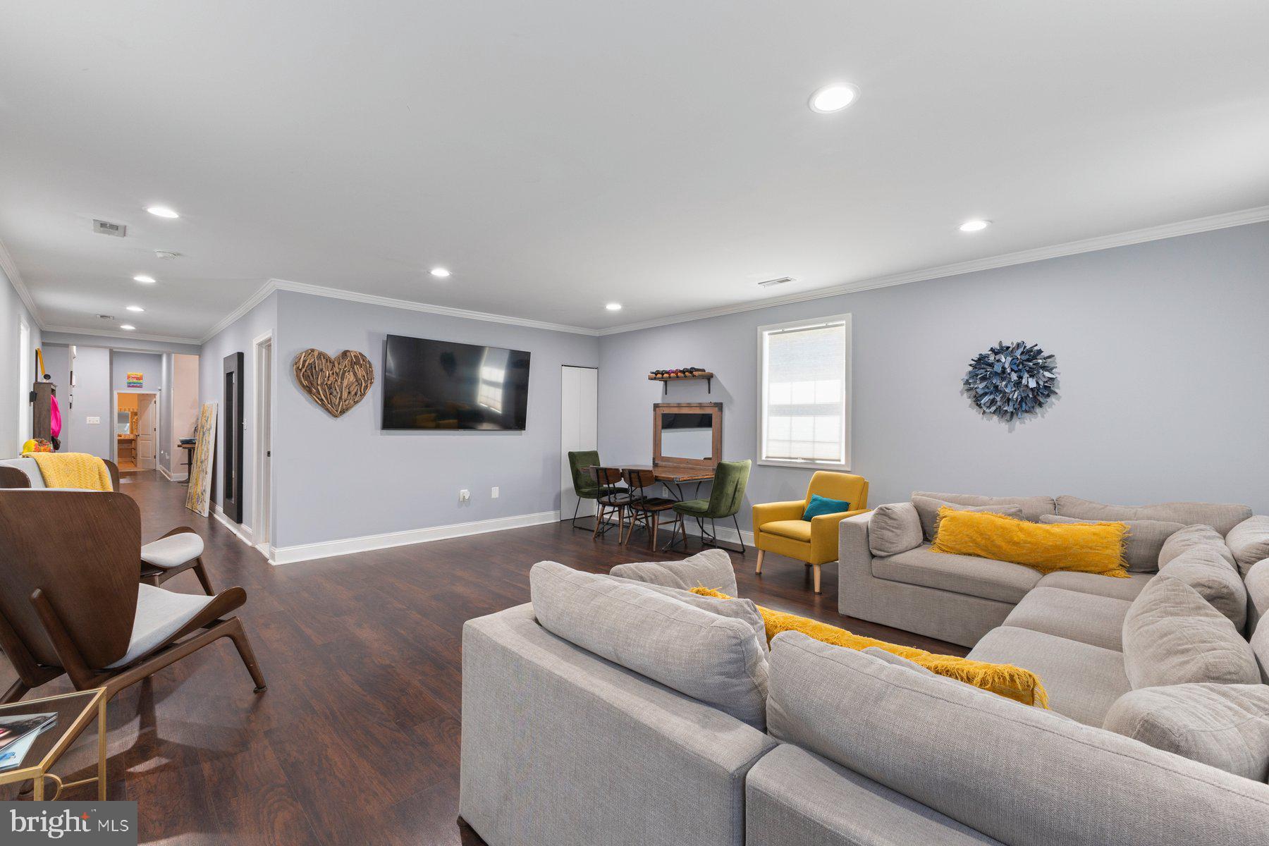 CAPITOL HEIGHTS - Residential