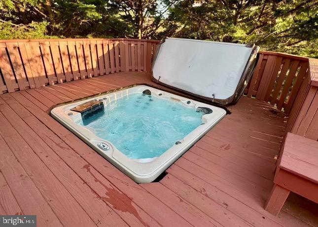 STONEY RUN - Residential