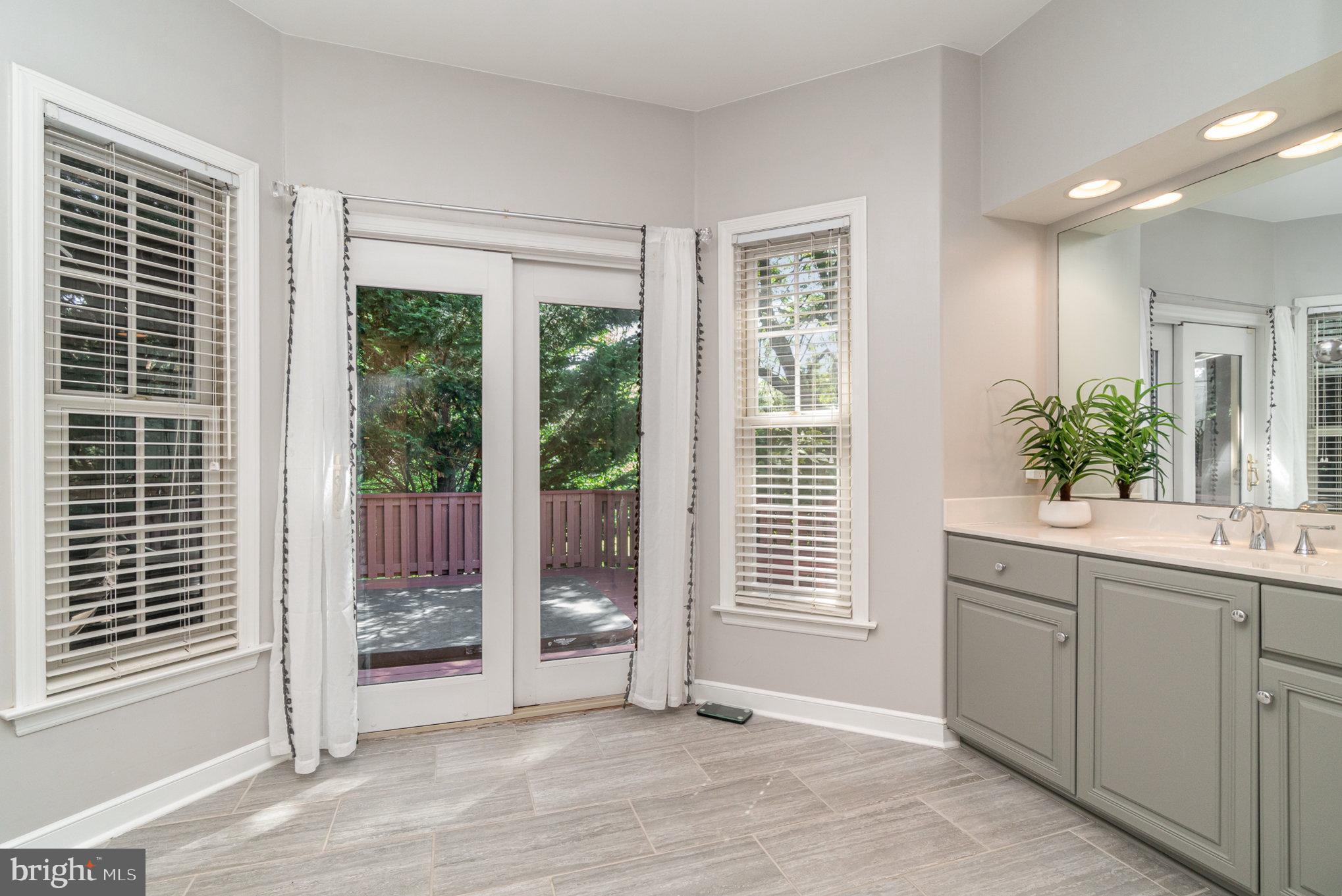 STONEY RUN - Residential