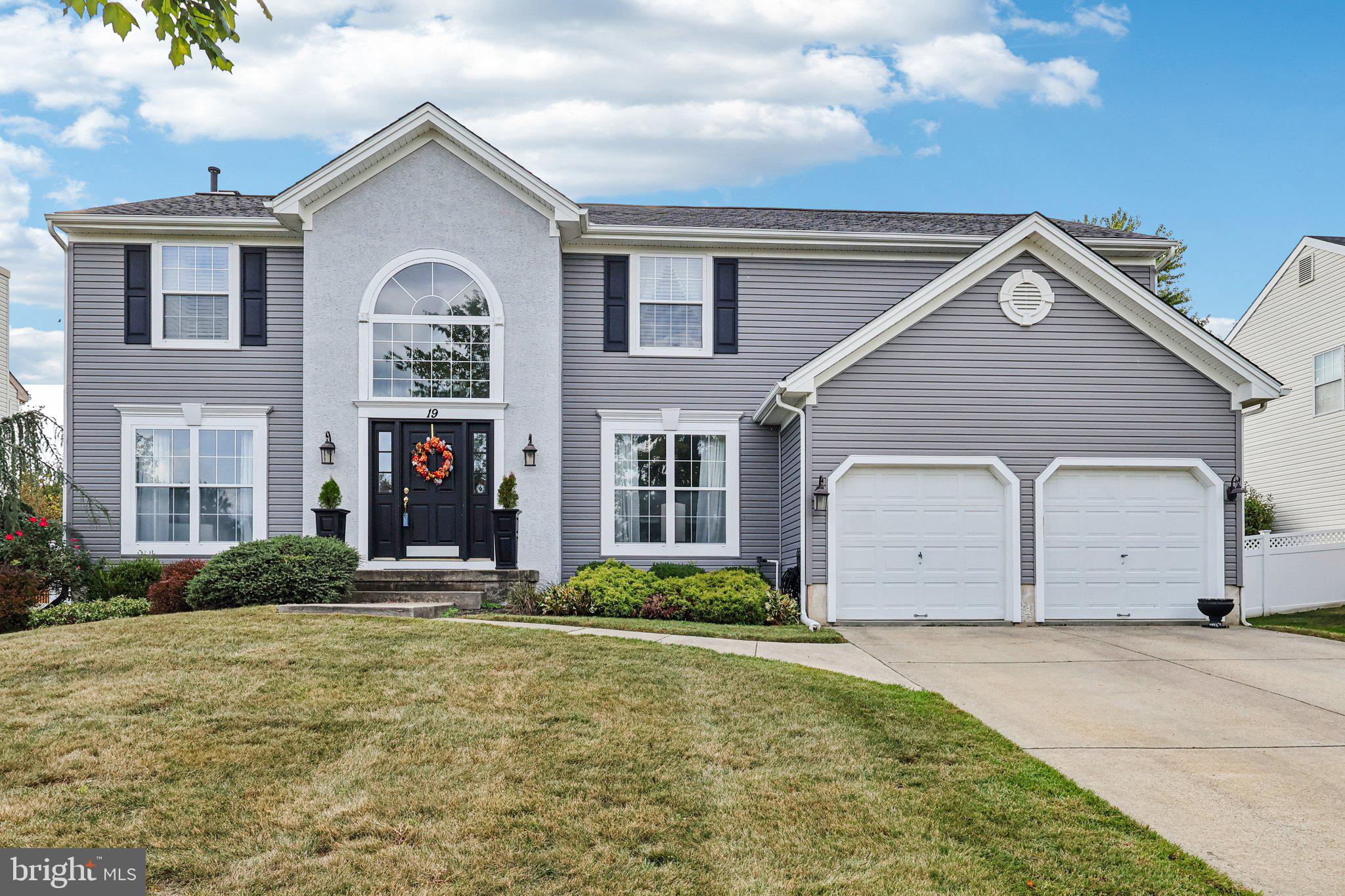 19 ANNAPOLIS DRIVE