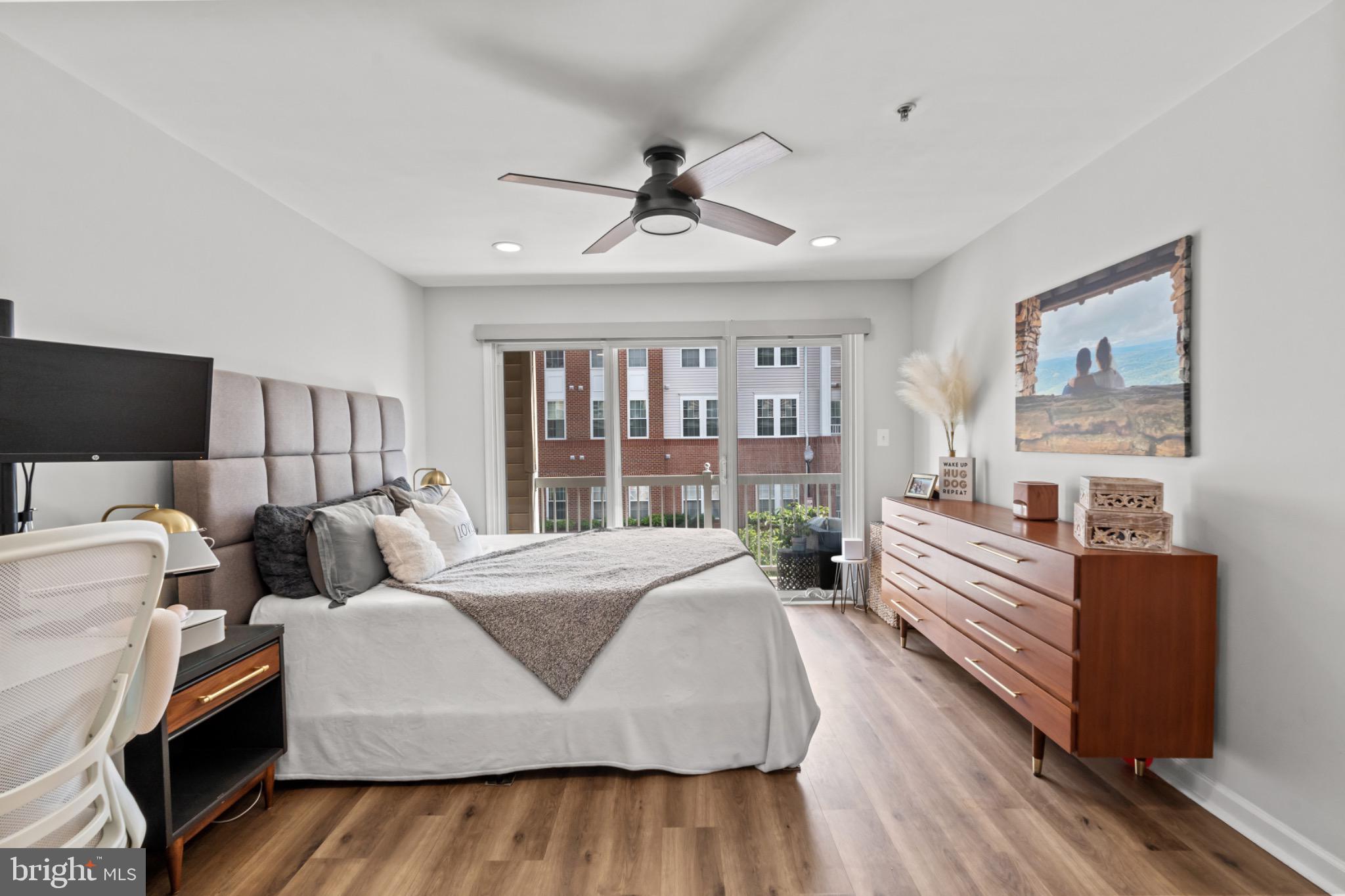 CAMERON STATION - Residential