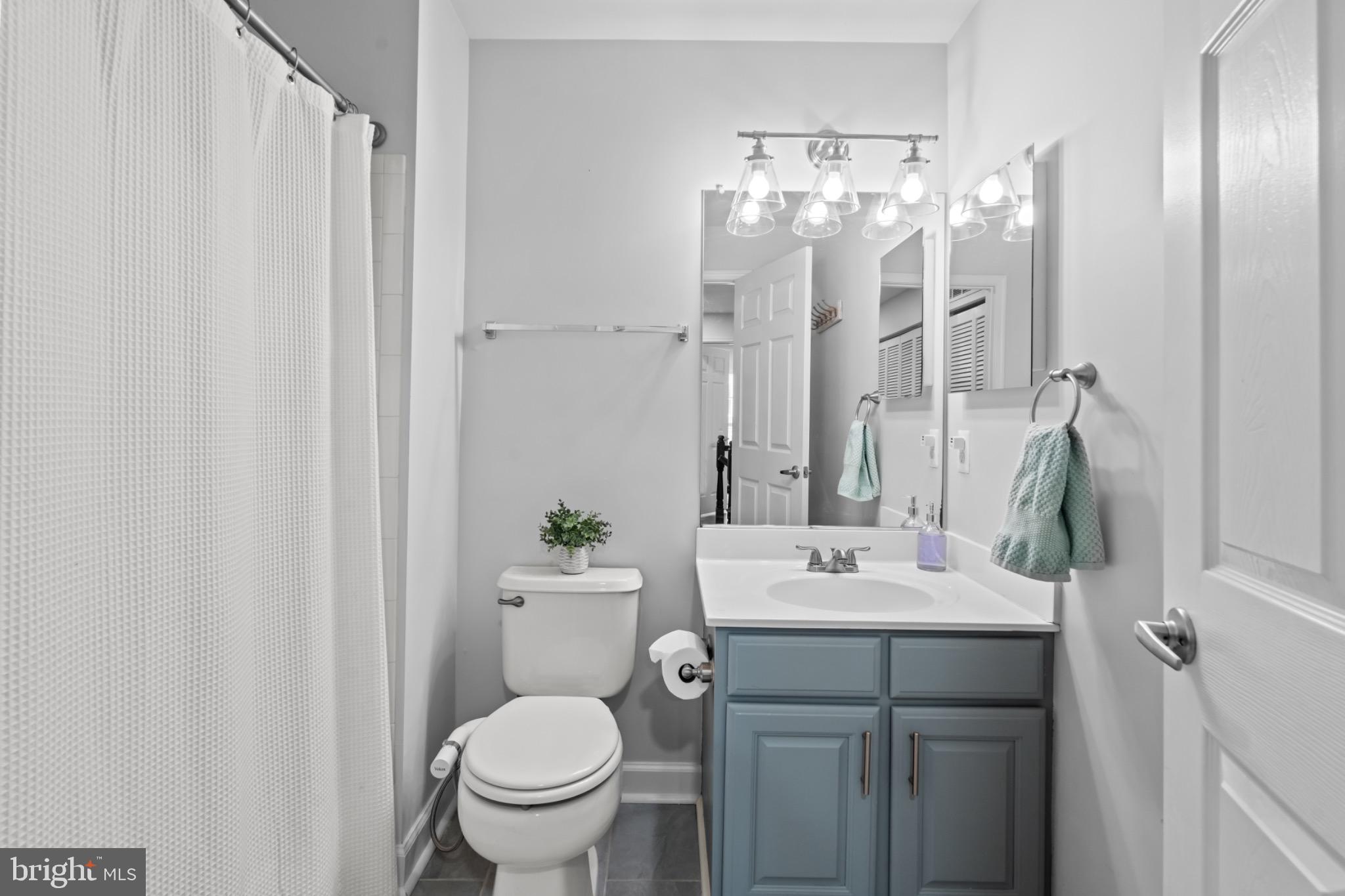 CAMERON STATION - Residential