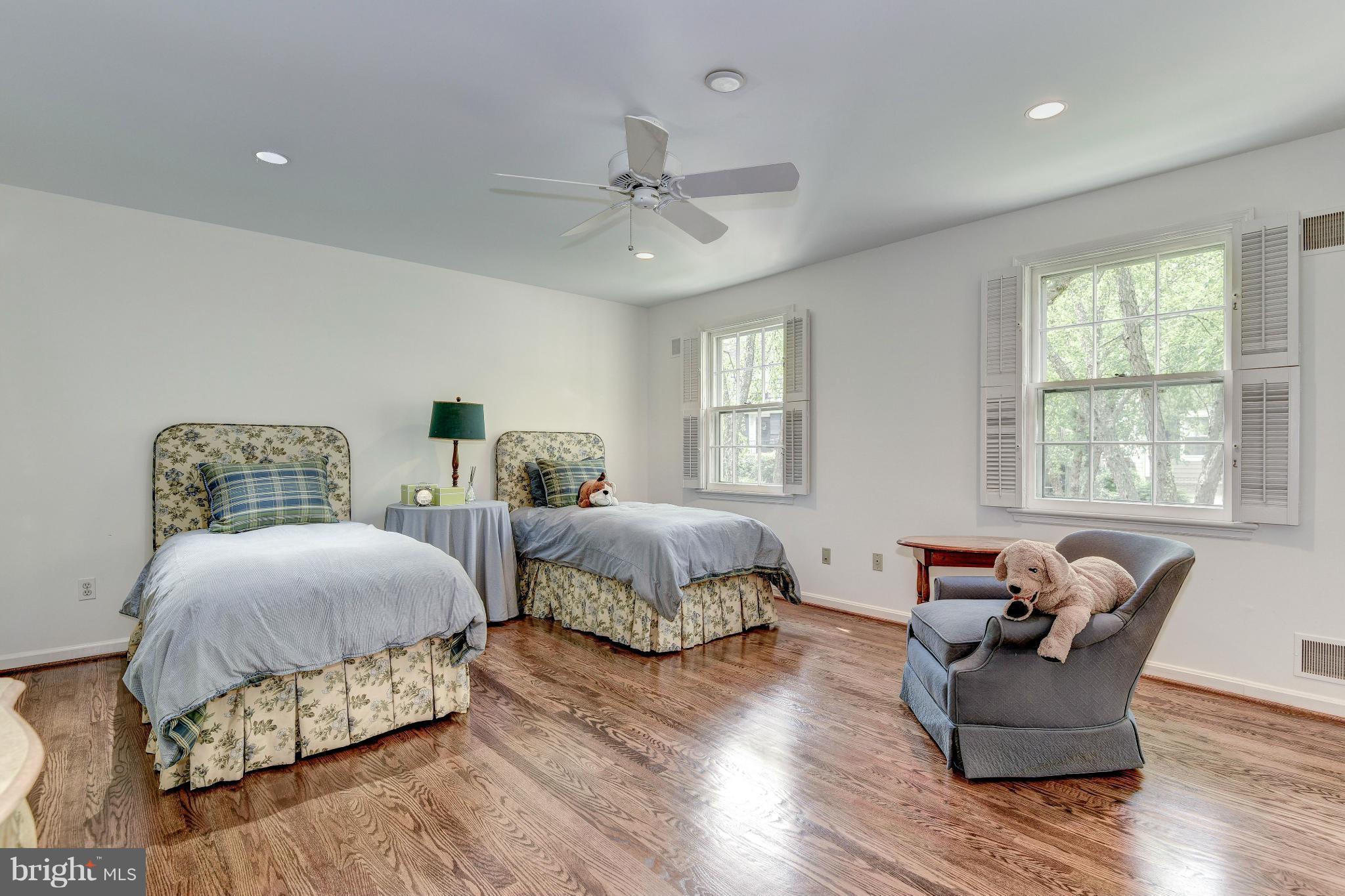 SUMNER - Residential