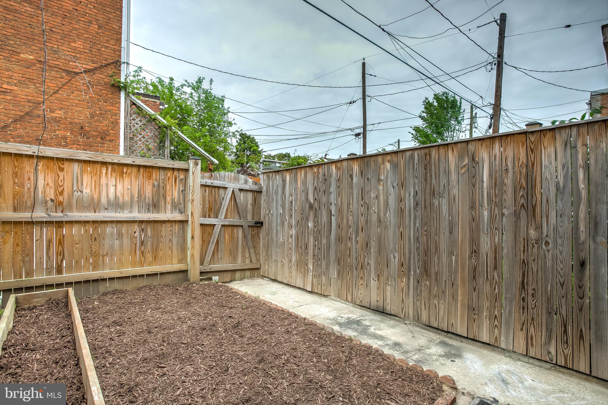 HAMPDEN HISTORIC DISTRICT - Residential