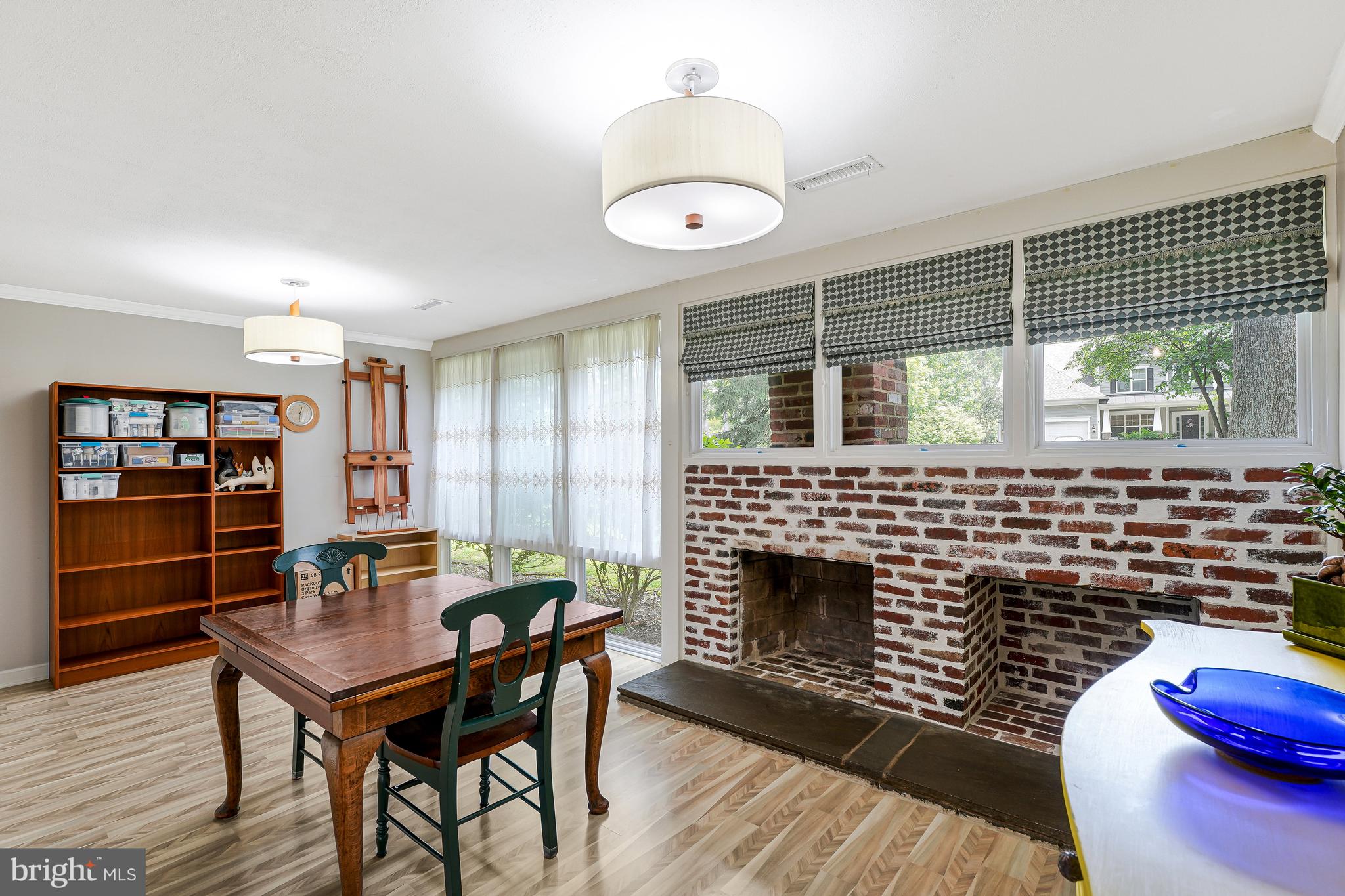 8615 ACORN CIRCLE