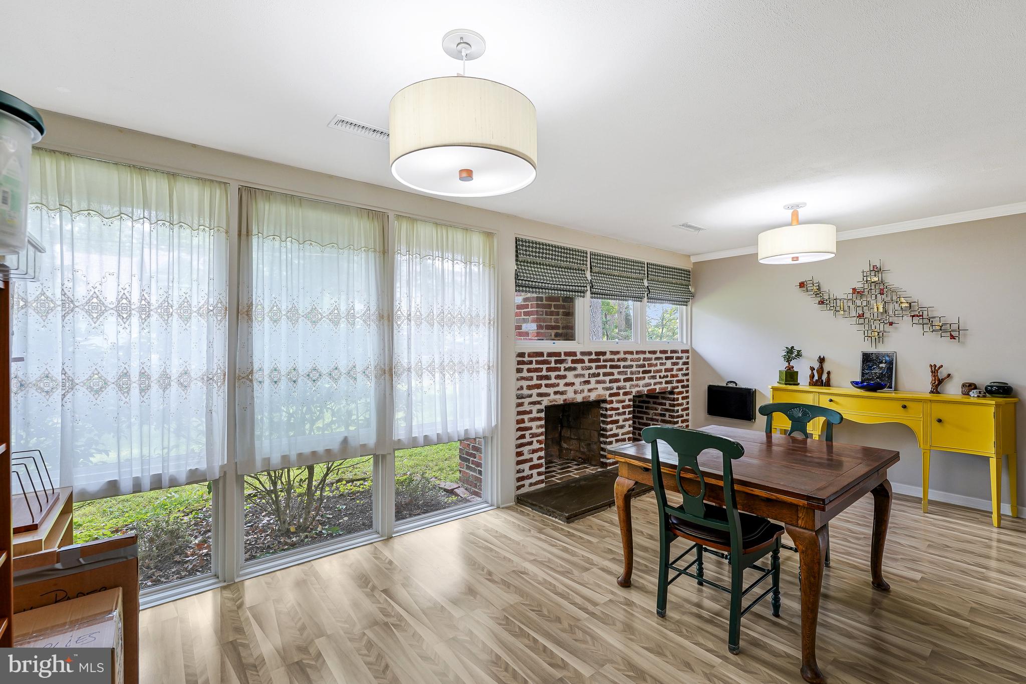 8615 ACORN CIRCLE