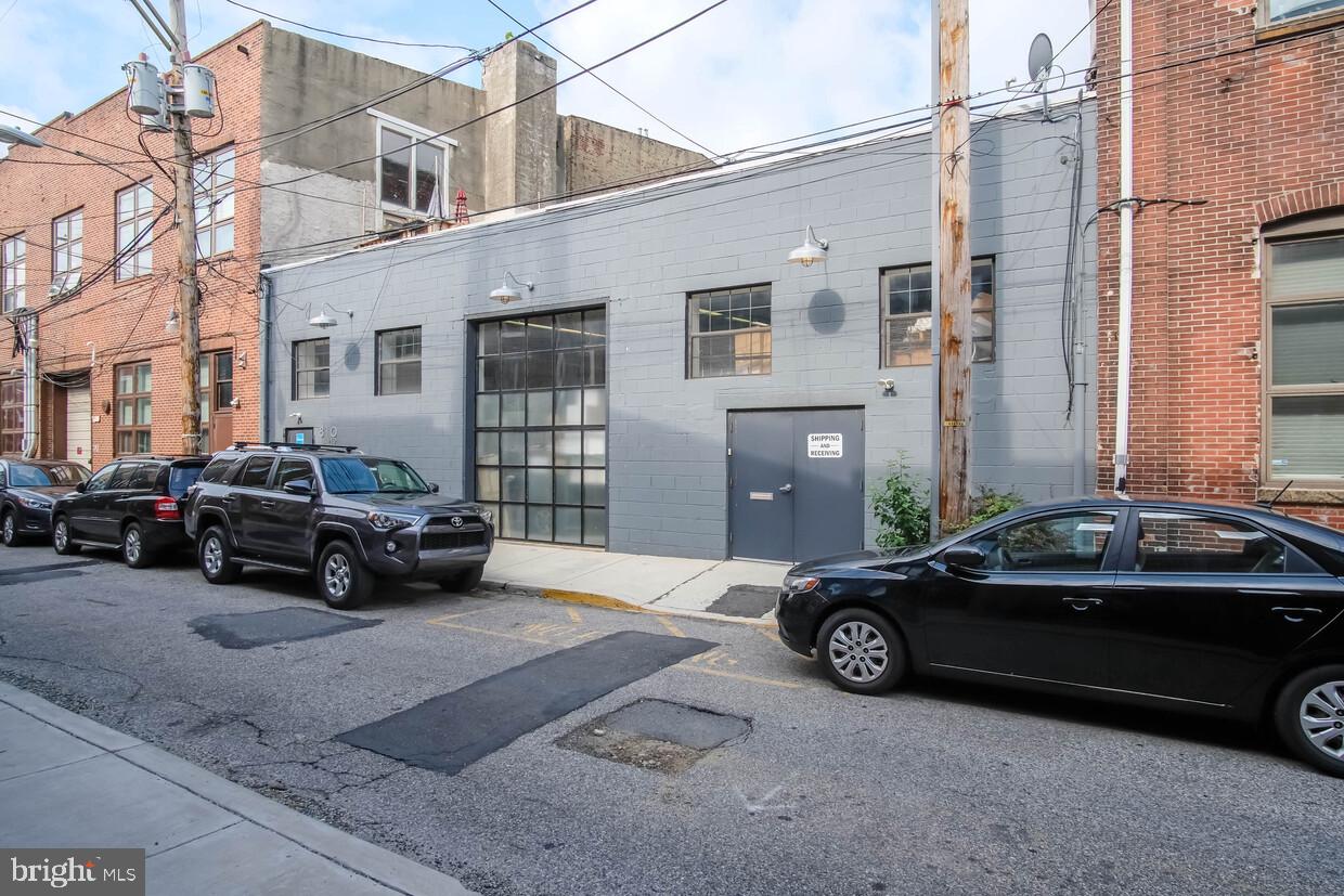 6,246 SF commercial condominium for lease in highly desirable Northern Liberties neighborhood of Philadelphia. This 18' ceiling, clear-span space provides an opportunity for an office, warehouse, maker, fitness or similar use to operate efficiently and prosperously. Additional space includes 3 bathrooms, a kitchenette, and a conference meeting room. Tremendous 50' of exterior frontage on Hancock Street. All new HVAC and roof installed in 2021.