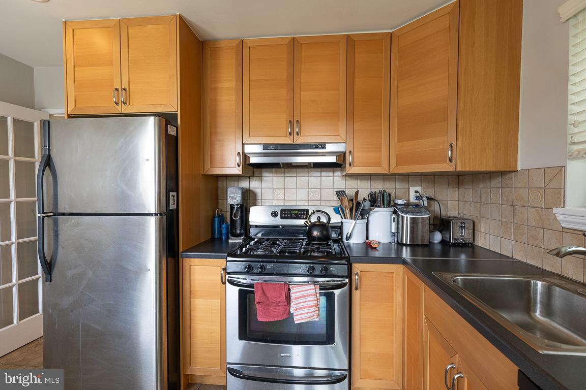 FRANKLIN KNOLLS - Residential Lease