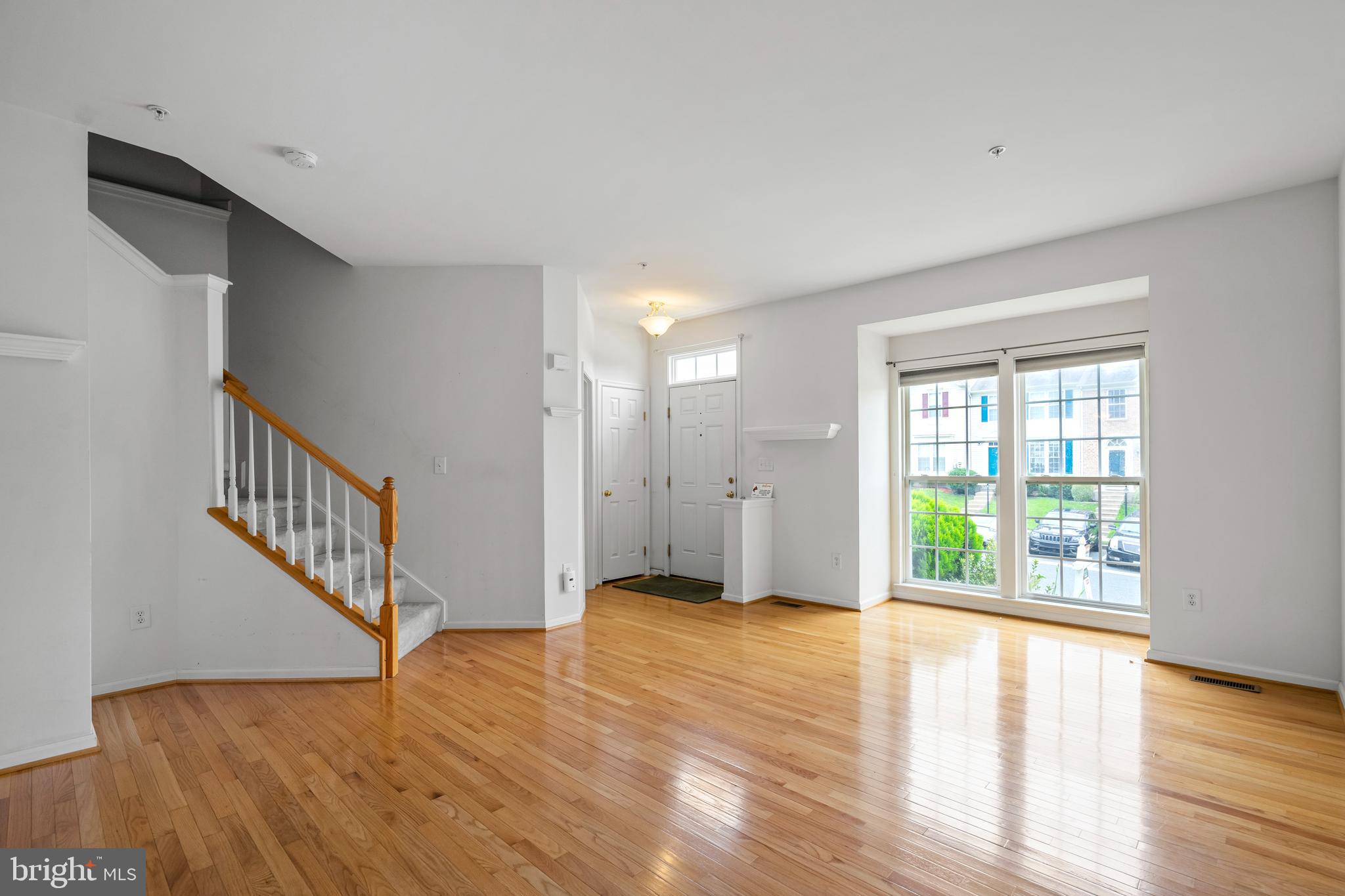 WOODS OF BAYVIEW - Residential