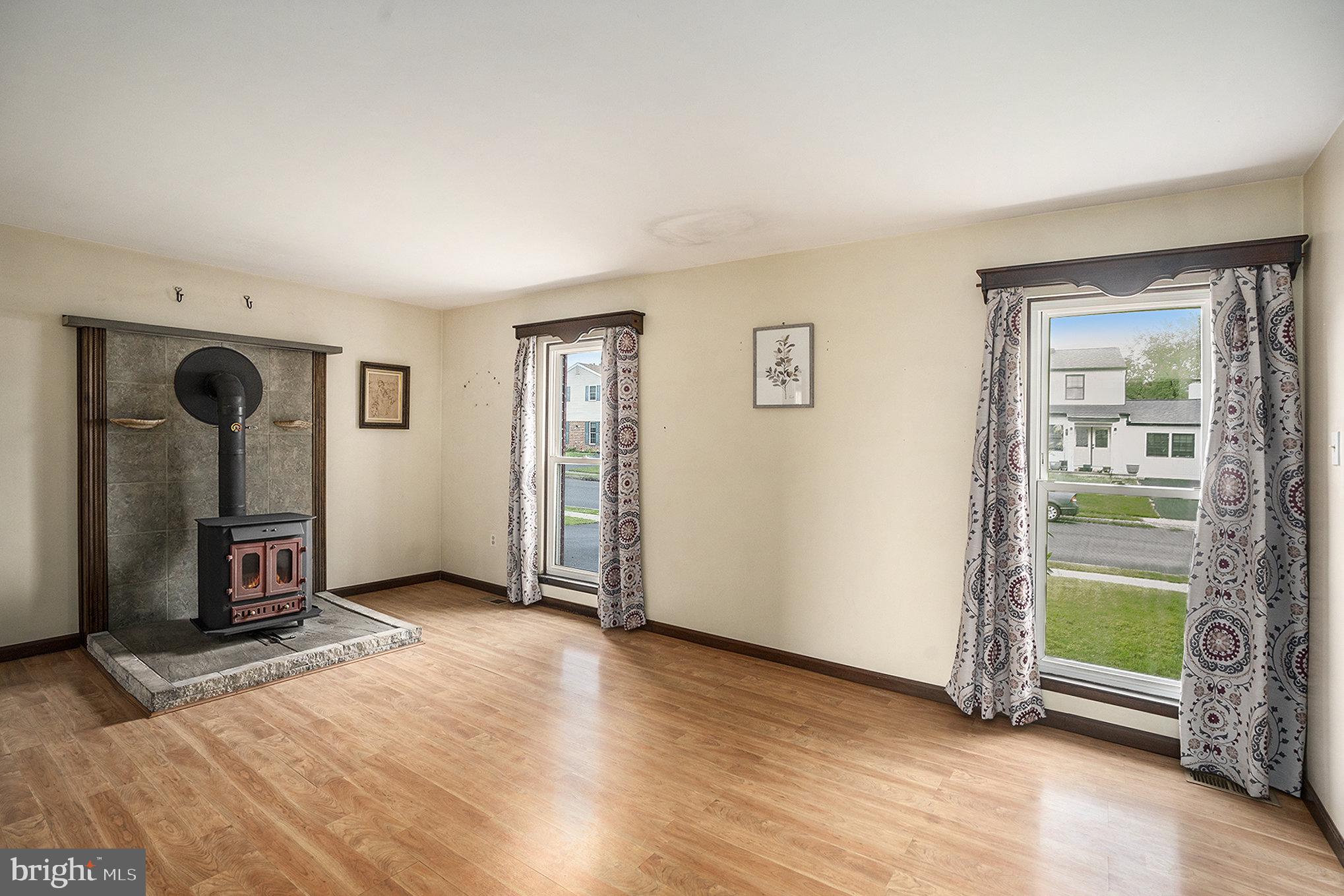 2880 WASHINGTON LANE