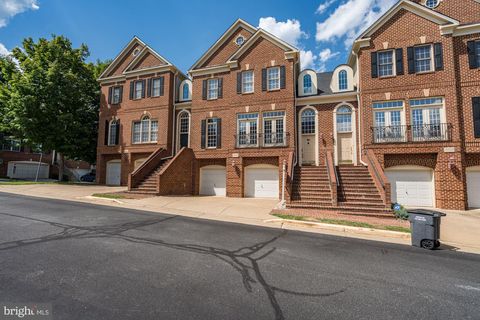 47834 SCOTSBOROUGH SQUARE POTOMAC FALLS VA 20165