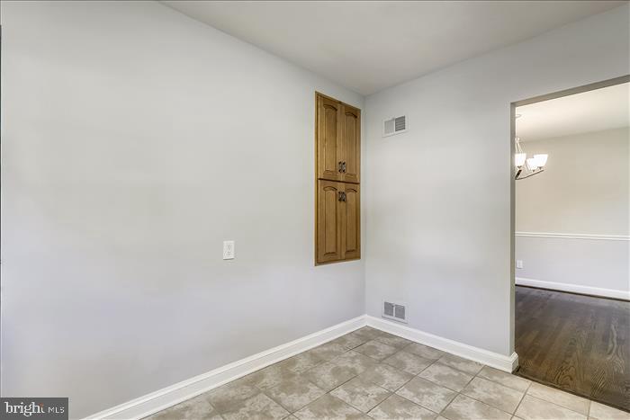 CRESTHAVEN - Residential