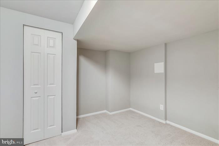 CRESTHAVEN - Residential